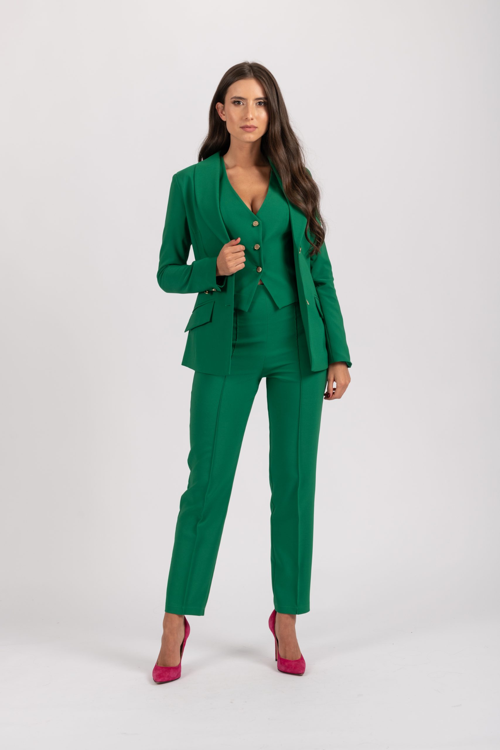 Reporter Pack to put Time series Costum Verde Bella Donna - Pantaloni, Vestă și Sacou • La Donna